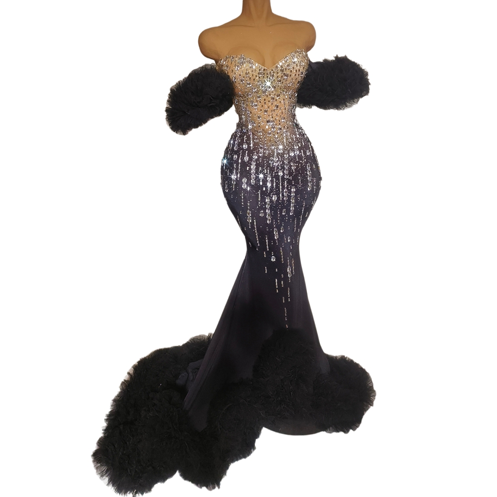 Women Formal Wear Photoshoot - Abito Lungo da Cerimonia con Strass