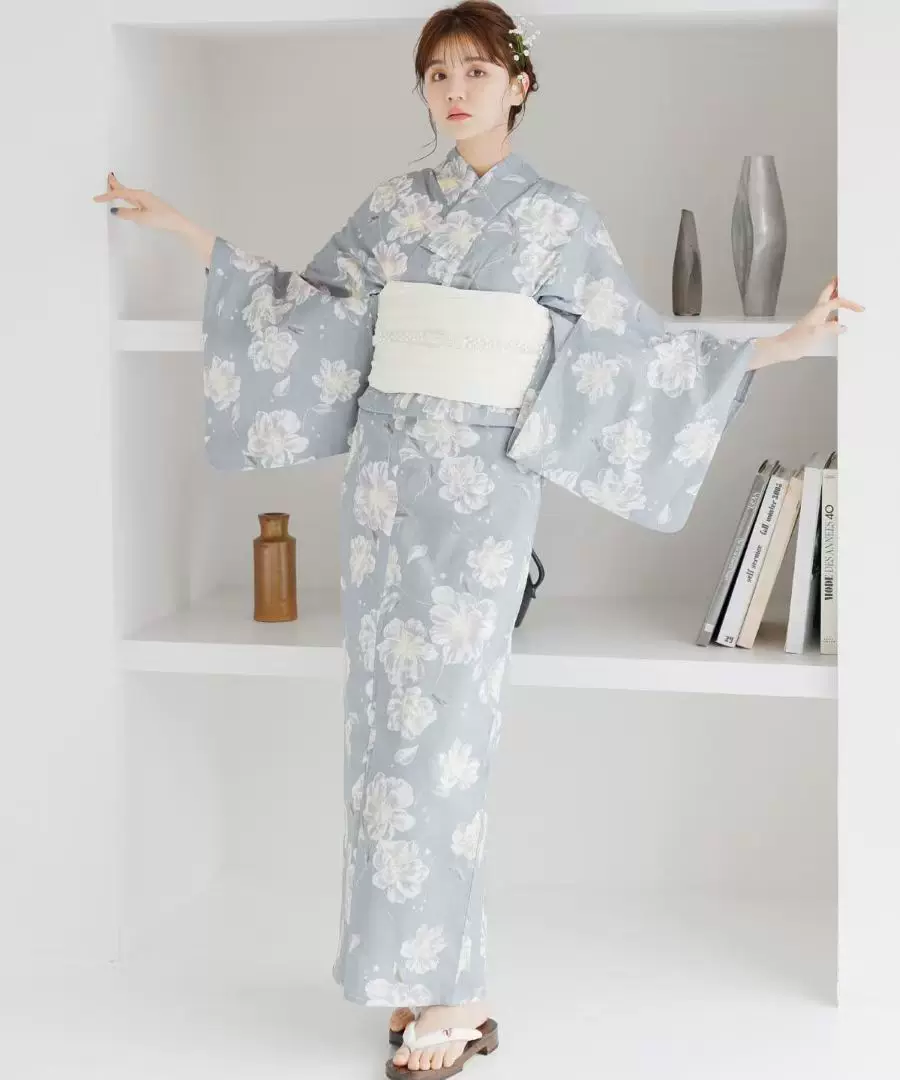 Yukata Kimono Tradizionale Gia - Women Formal Wear Photoshoot recensione e prezzo