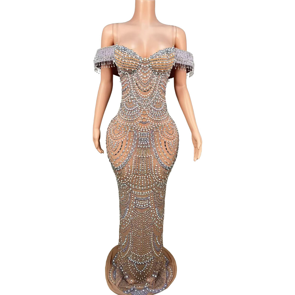 Abito Lungo Elegante di Lusso  - Women Formal Wear Photoshoot recensione e prezzo